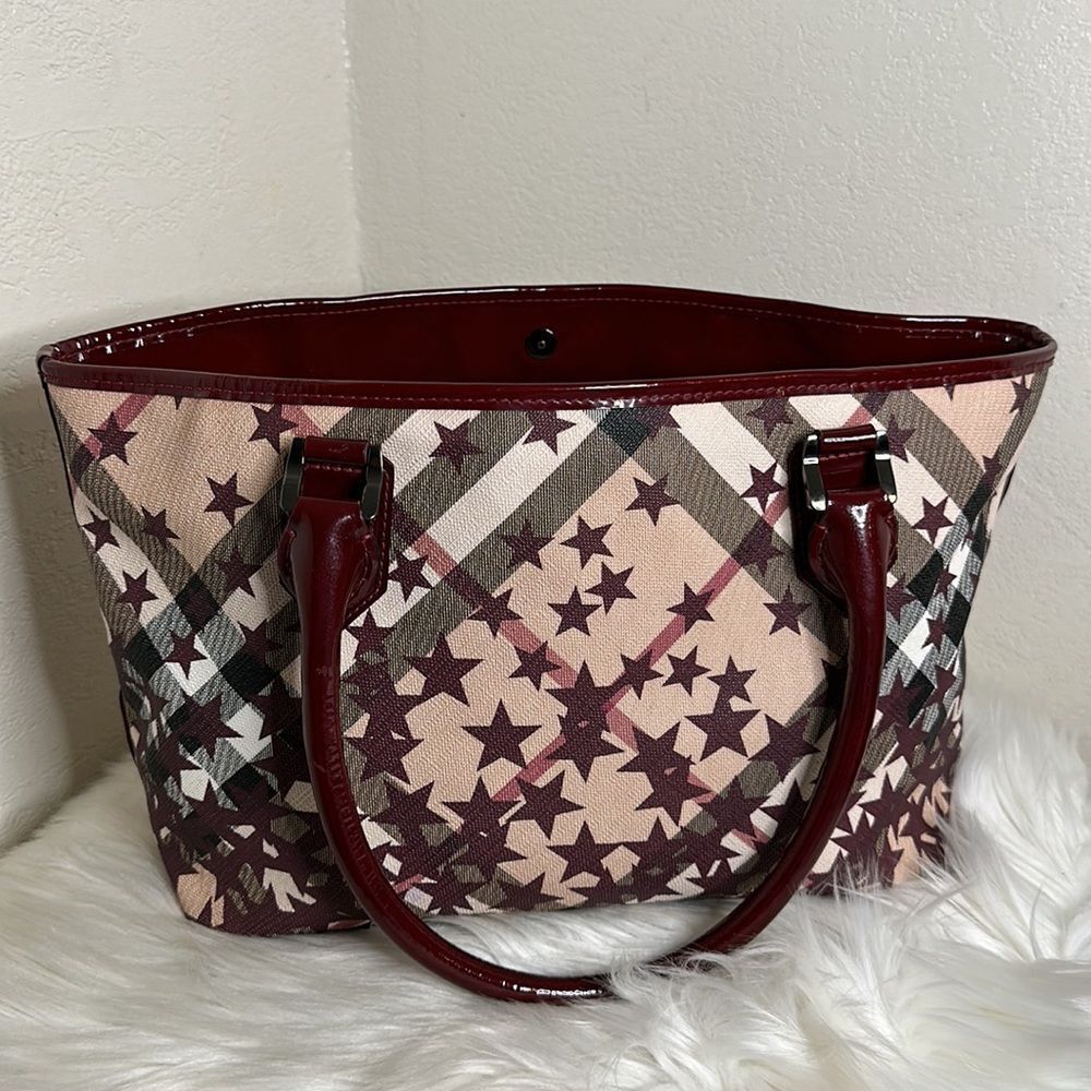 💯Authentic Burberry Tote Handbag🍀 - Picture 14 of 15